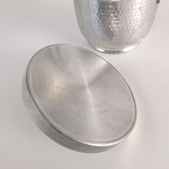 Vintage Mid Century Hammered Aluminum Insulated Ice Bucket, Made in Italy - Picture 6 of 8